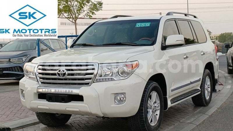 Big with watermark toyota land cruiser ashanti import dubai 52462