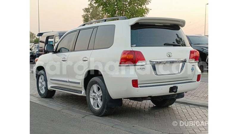 Big with watermark toyota land cruiser ashanti import dubai 52462