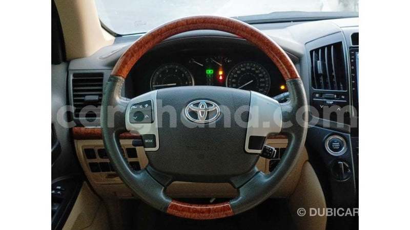 Big with watermark toyota land cruiser ashanti import dubai 52462