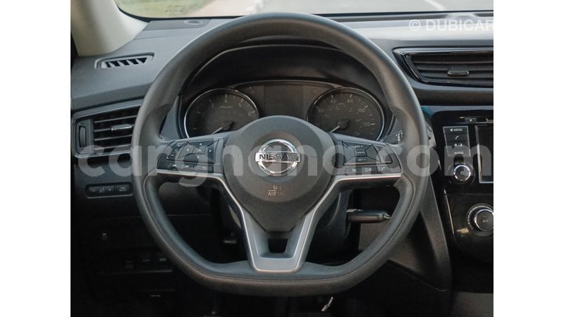 Big with watermark nissan rogue ashanti import dubai 52464