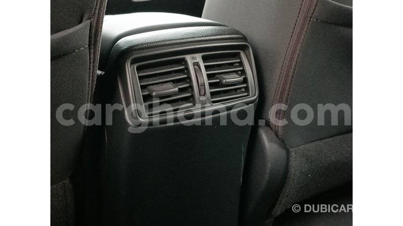 Big with watermark nissan rogue ashanti import dubai 52464