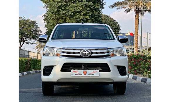 Ra Imported Toyota Hilux funfun Ọkọ̀ in Import - Dubai ni Ashanti Ra Imported Toyota Hilux funfun Ọkọ̀ in Import - Dubai ni Ashanti