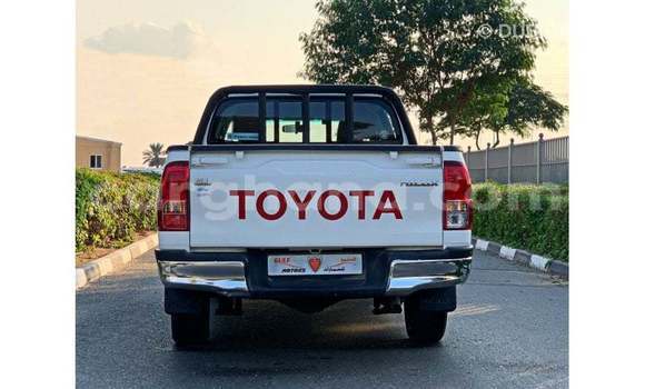 Ra Imported Toyota Hilux funfun Ọkọ̀ in Import - Dubai ni Ashanti Ra Imported Toyota Hilux funfun Ọkọ̀ in Import - Dubai ni Ashanti