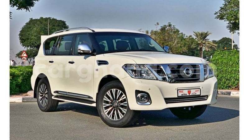 Big with watermark nissan patrol ashanti import dubai 52471