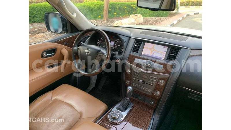 Big with watermark nissan patrol ashanti import dubai 52471