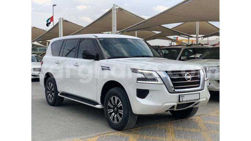 Big with watermark nissan patrol ashanti import dubai 52472