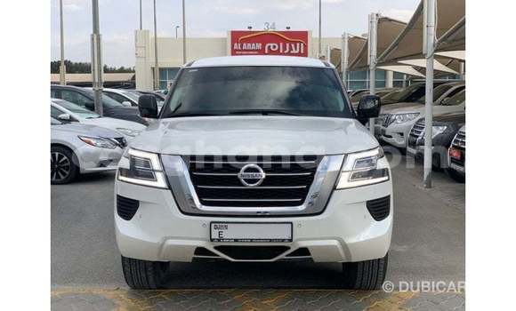 Buy Import Nissan Patrol White Car in Import - Dubai in Ashanti Buy Import Nissan Patrol White Car in Import - Dubai in Ashanti