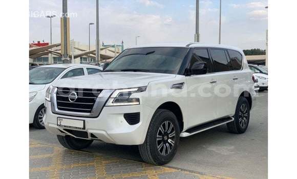 Buy Import Nissan Patrol White Car in Import - Dubai in Ashanti Buy Import Nissan Patrol White Car in Import - Dubai in Ashanti
