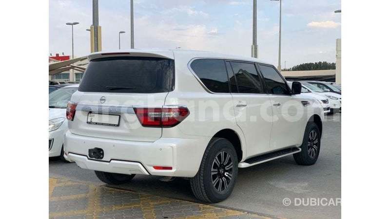 Big with watermark nissan patrol ashanti import dubai 52472