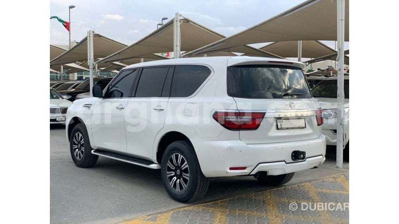 Big with watermark nissan patrol ashanti import dubai 52472