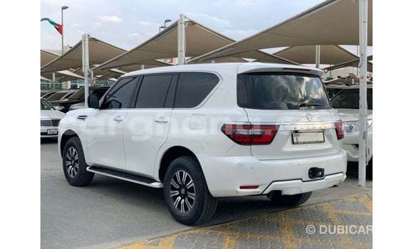 Buy Import Nissan Patrol White Car in Import - Dubai in Ashanti Buy Import Nissan Patrol White Car in Import - Dubai in Ashanti
