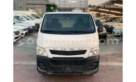 Ra Imported Mitsubishi Fuso funfun Ọkọ̀ akẹ́rù ńlá in Import - Dubai ni Ashanti Ra Imported Mitsubishi Fuso funfun Ọkọ̀ akẹ́rù ńlá in Import - Dubai ni Ashanti