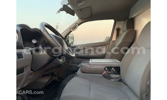 Ra Imported Mitsubishi Fuso funfun Ọkọ̀ akẹ́rù ńlá in Import - Dubai ni Ashanti Ra Imported Mitsubishi Fuso funfun Ọkọ̀ akẹ́rù ńlá in Import - Dubai ni Ashanti