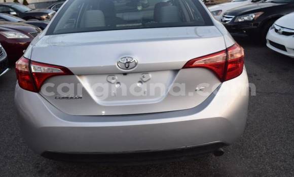 Sayi Na hannu Toyota Camry Azurfa Mota in Accra a Greater Accra Sayi Na hannu Toyota Camry Azurfa Mota in Accra a Greater Accra