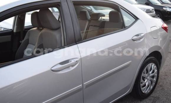 Sayi Na hannu Toyota Camry Azurfa Mota in Accra a Greater Accra Sayi Na hannu Toyota Camry Azurfa Mota in Accra a Greater Accra