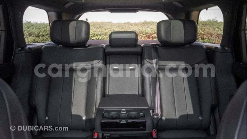 Big with watermark land rover range rover ashanti import dubai 52487