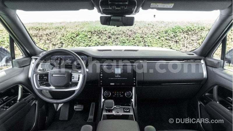 Big with watermark land rover range rover ashanti import dubai 52487