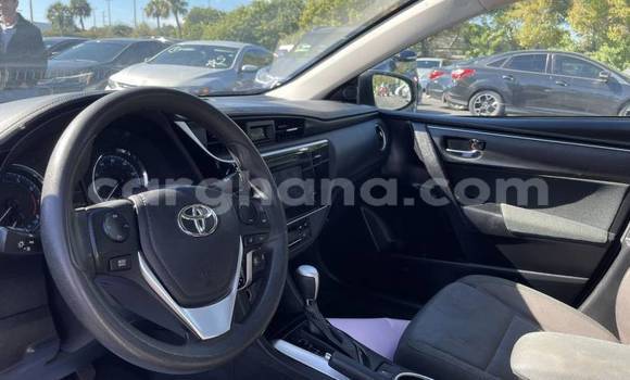 Sayi Na hannu Toyota Corolla White Mota in Accra a Greater Accra Sayi Na hannu Toyota Corolla White Mota in Accra a Greater Accra