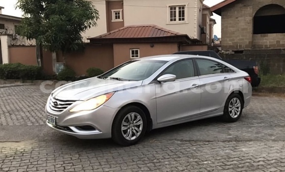 Ra Àlòkù Hyundai Sonata Silver Ọkọ̀ in Accra ni Greater Accra Ra Àlòkù Hyundai Sonata Silver Ọkọ̀ in Accra ni Greater Accra