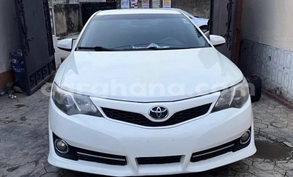 Buy Used Toyota Camry White Car in Accra in Greater Accra Buy Used Toyota Camry White Car in Accra in Greater Accra