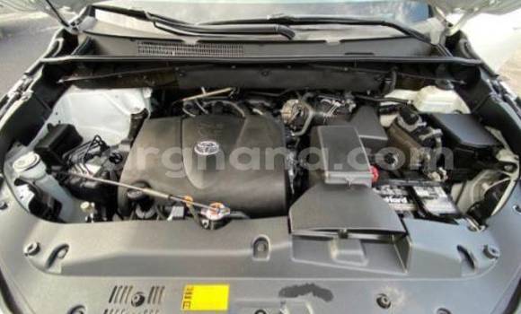 Sayi Na hannu Toyota Highlander White Mota in Accra a Greater Accra Sayi Na hannu Toyota Highlander White Mota in Accra a Greater Accra