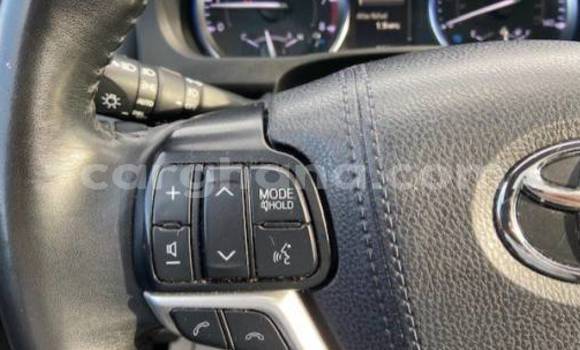 Sayi Na hannu Toyota Highlander White Mota in Accra a Greater Accra Sayi Na hannu Toyota Highlander White Mota in Accra a Greater Accra