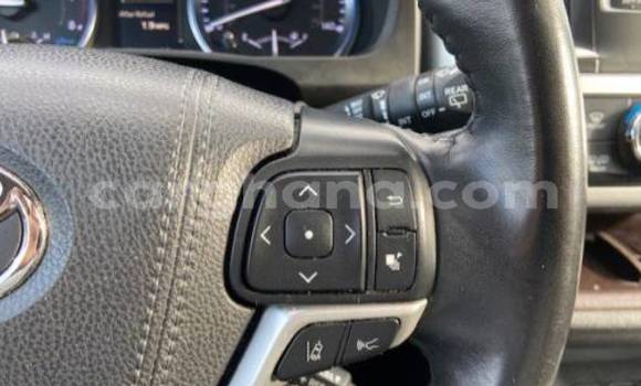 Sayi Na hannu Toyota Highlander White Mota in Accra a Greater Accra Sayi Na hannu Toyota Highlander White Mota in Accra a Greater Accra