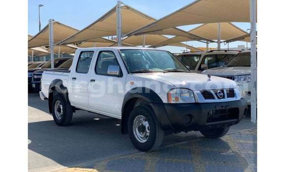 Ra Imported Nissan Pickup funfun Ọkọ̀ in Import - Dubai ni Ashanti Ra Imported Nissan Pickup funfun Ọkọ̀ in Import - Dubai ni Ashanti