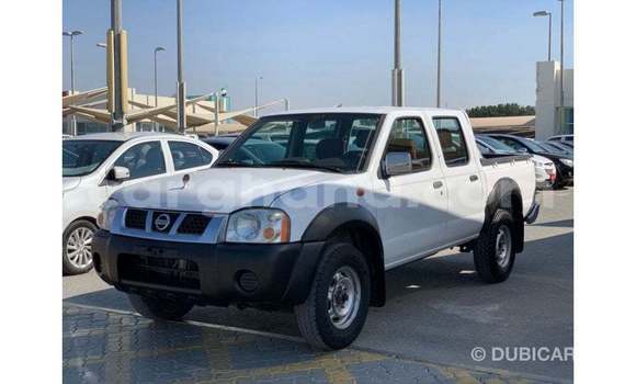 Ra Imported Nissan Pickup funfun Ọkọ̀ in Import - Dubai ni Ashanti Ra Imported Nissan Pickup funfun Ọkọ̀ in Import - Dubai ni Ashanti