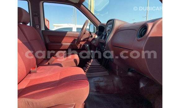 Ra Imported Nissan Pickup funfun Ọkọ̀ in Import - Dubai ni Ashanti Ra Imported Nissan Pickup funfun Ọkọ̀ in Import - Dubai ni Ashanti