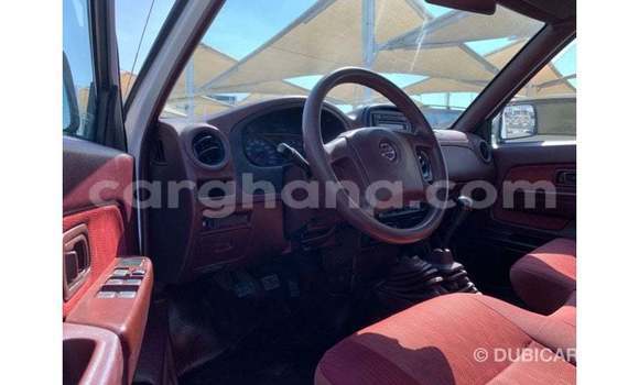 Ra Imported Nissan Pickup funfun Ọkọ̀ in Import - Dubai ni Ashanti Ra Imported Nissan Pickup funfun Ọkọ̀ in Import - Dubai ni Ashanti