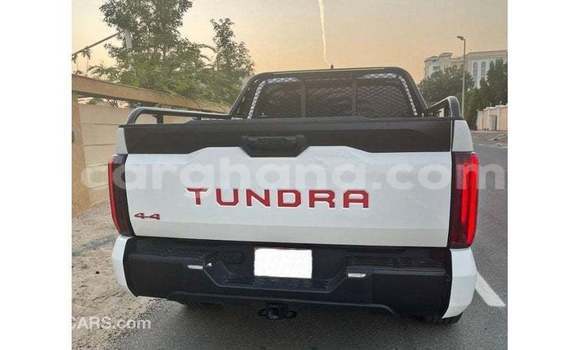 Sayi Imported Toyota Tundra White Mota in Import - Dubai a Ashanti Sayi Imported Toyota Tundra White Mota in Import - Dubai a Ashanti
