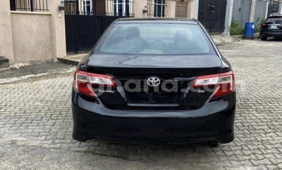 Ra Àlòkù Toyota Camry Black Ọkọ̀ in Accra ni Greater Accra