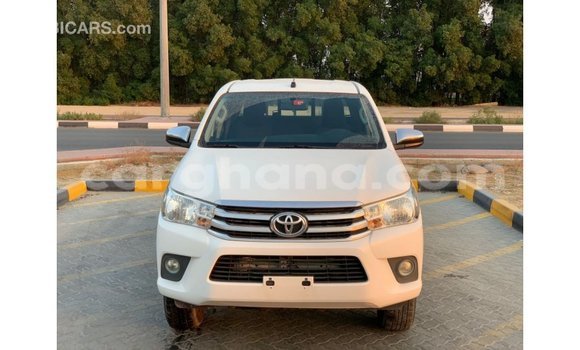 Buy Import Toyota Hilux White Car in Import - Dubai in Ashanti Buy Import Toyota Hilux White Car in Import - Dubai in Ashanti