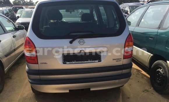 Sayi Na hannu Opel Zafira Sauran Mota in Accra a Greater Accra Sayi Na hannu Opel Zafira Sauran Mota in Accra a Greater Accra