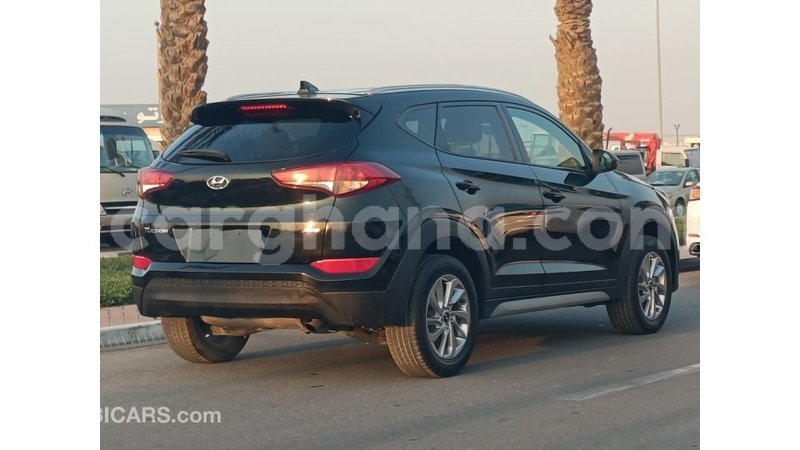 Big with watermark hyundai tucson ashanti import dubai 52574