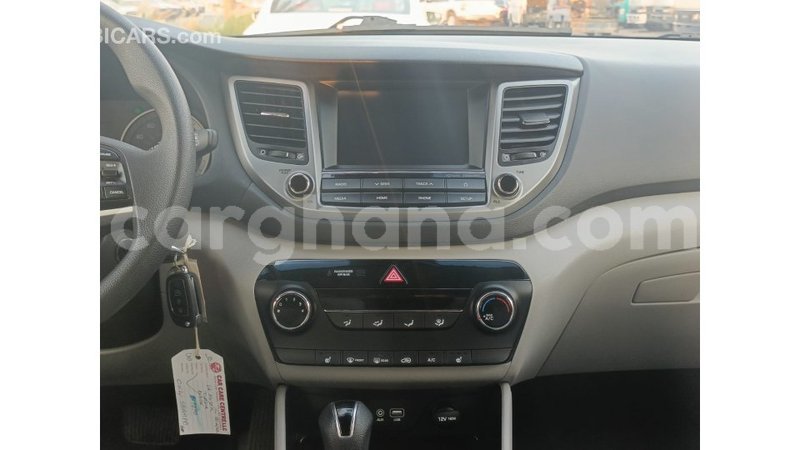 Big with watermark hyundai tucson ashanti import dubai 52574