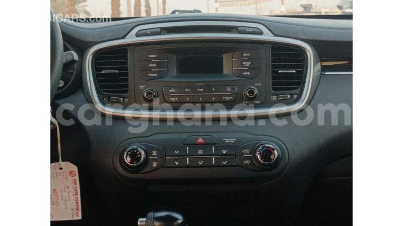 Big with watermark kia sorento ashanti import dubai 52575