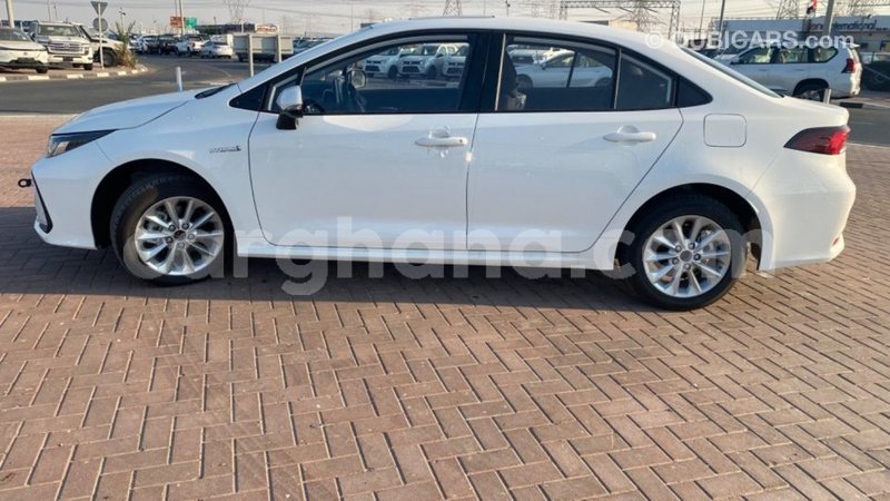 Big with watermark toyota corolla ashanti import dubai 52586