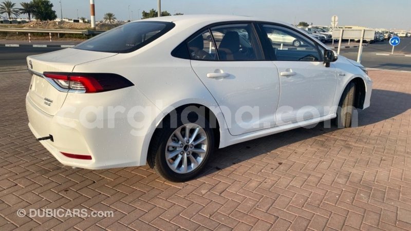 Big with watermark toyota corolla ashanti import dubai 52586