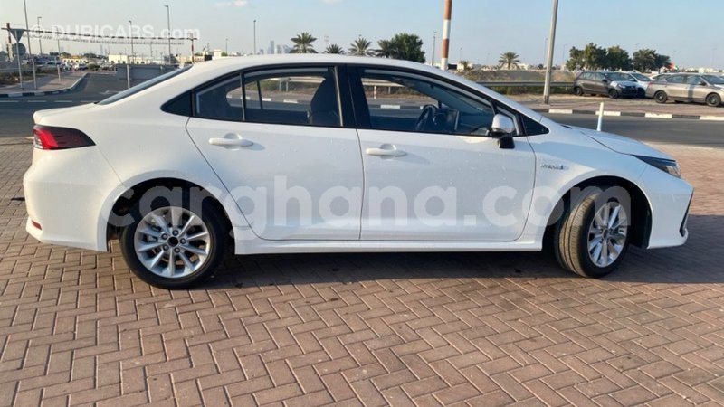 Big with watermark toyota corolla ashanti import dubai 52586