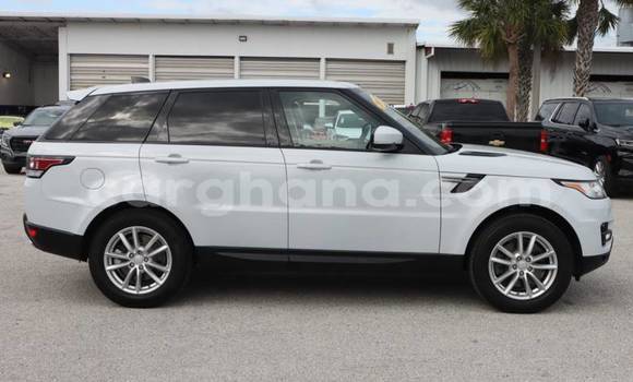 Sayi Na hannu Land Rover Range Rover Sport White Mota in Accra a Greater Accra Sayi Na hannu Land Rover Range Rover Sport White Mota in Accra a Greater Accra