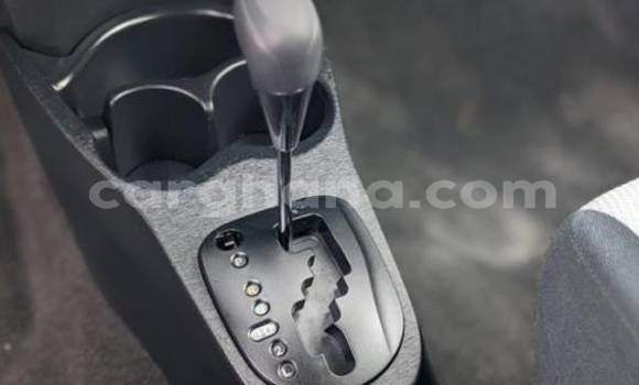 Sayi Na hannu Toyota Yaris Blue Mota in Accra a Greater Accra Sayi Na hannu Toyota Yaris Blue Mota in Accra a Greater Accra