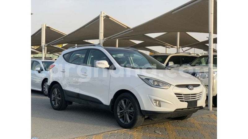 Big with watermark hyundai tucson ashanti import dubai 52600