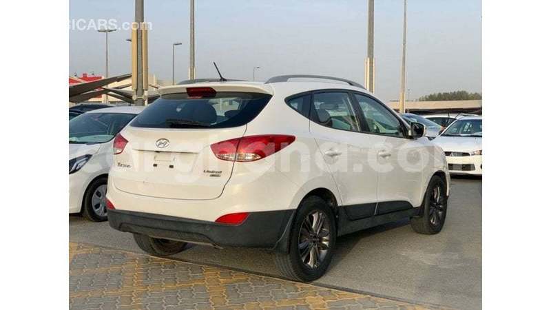 Big with watermark hyundai tucson ashanti import dubai 52600