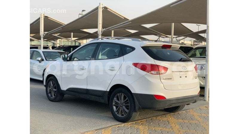 Big with watermark hyundai tucson ashanti import dubai 52600