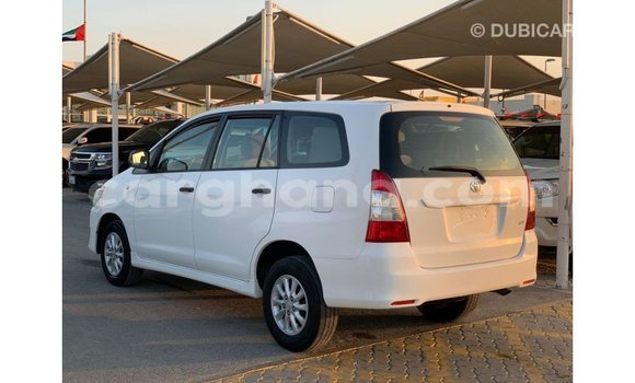 Ra Imported Toyota Innova funfun Ọkọ̀ in Import - Dubai ni Ashanti Ra Imported Toyota Innova funfun Ọkọ̀ in Import - Dubai ni Ashanti