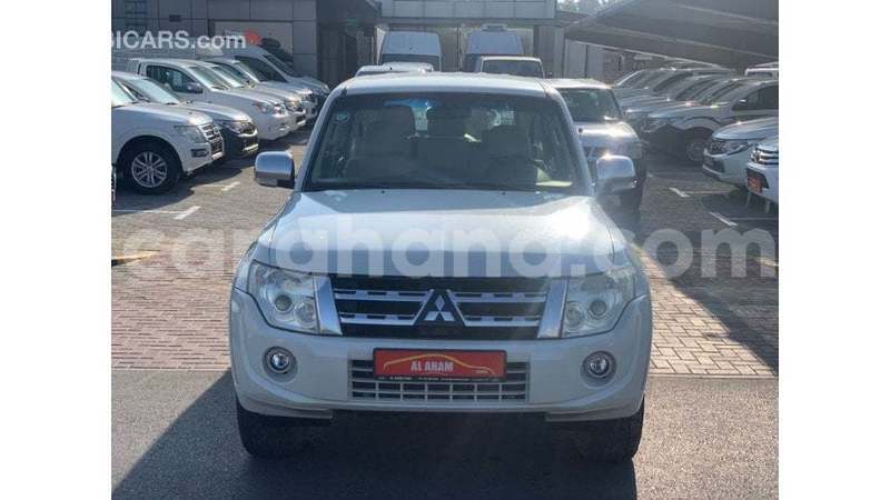 Big with watermark mitsubishi pajero ashanti import dubai 52608