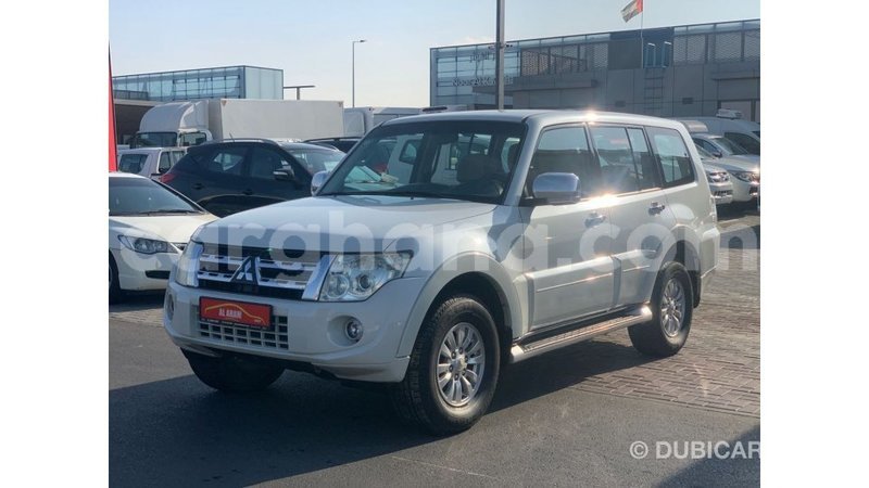 Big with watermark mitsubishi pajero ashanti import dubai 52608