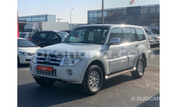 Sayi Imported Mitsubishi Pajero White Mota in Import - Dubai a Ashanti Sayi Imported Mitsubishi Pajero White Mota in Import - Dubai a Ashanti